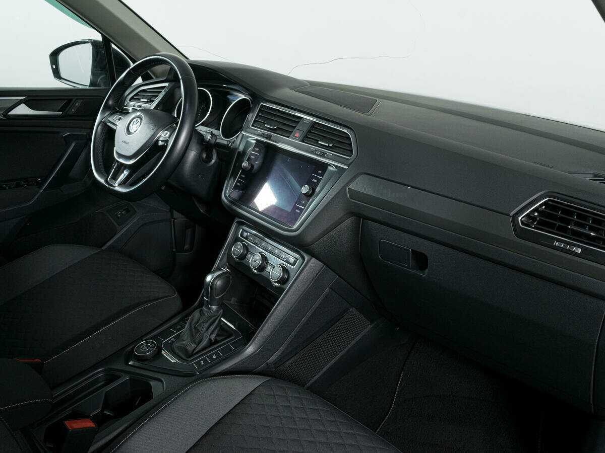 Купить Volkswagen Tiguan, 2018, 84 009 км, фото №9