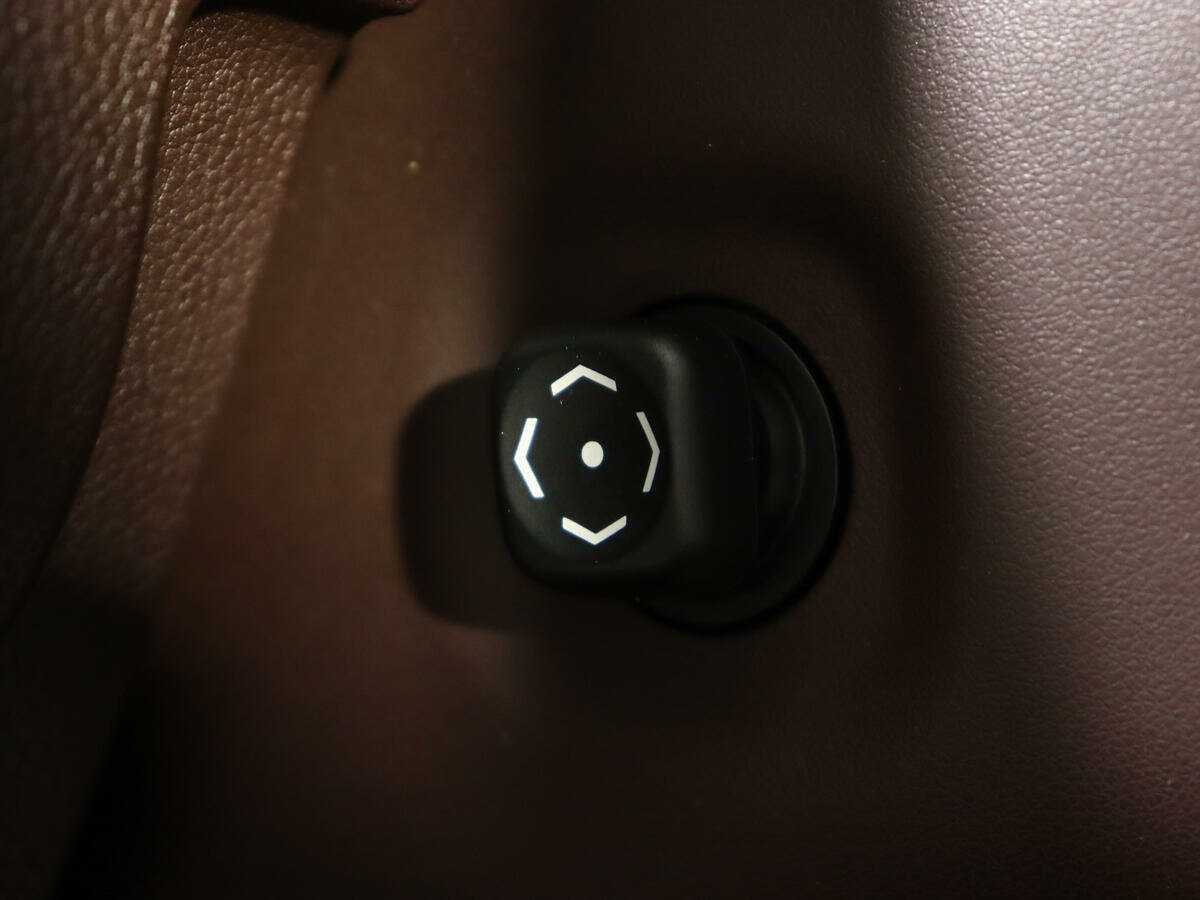 Купить Lexus ES 250, 2018, 153 456 км, фото №23