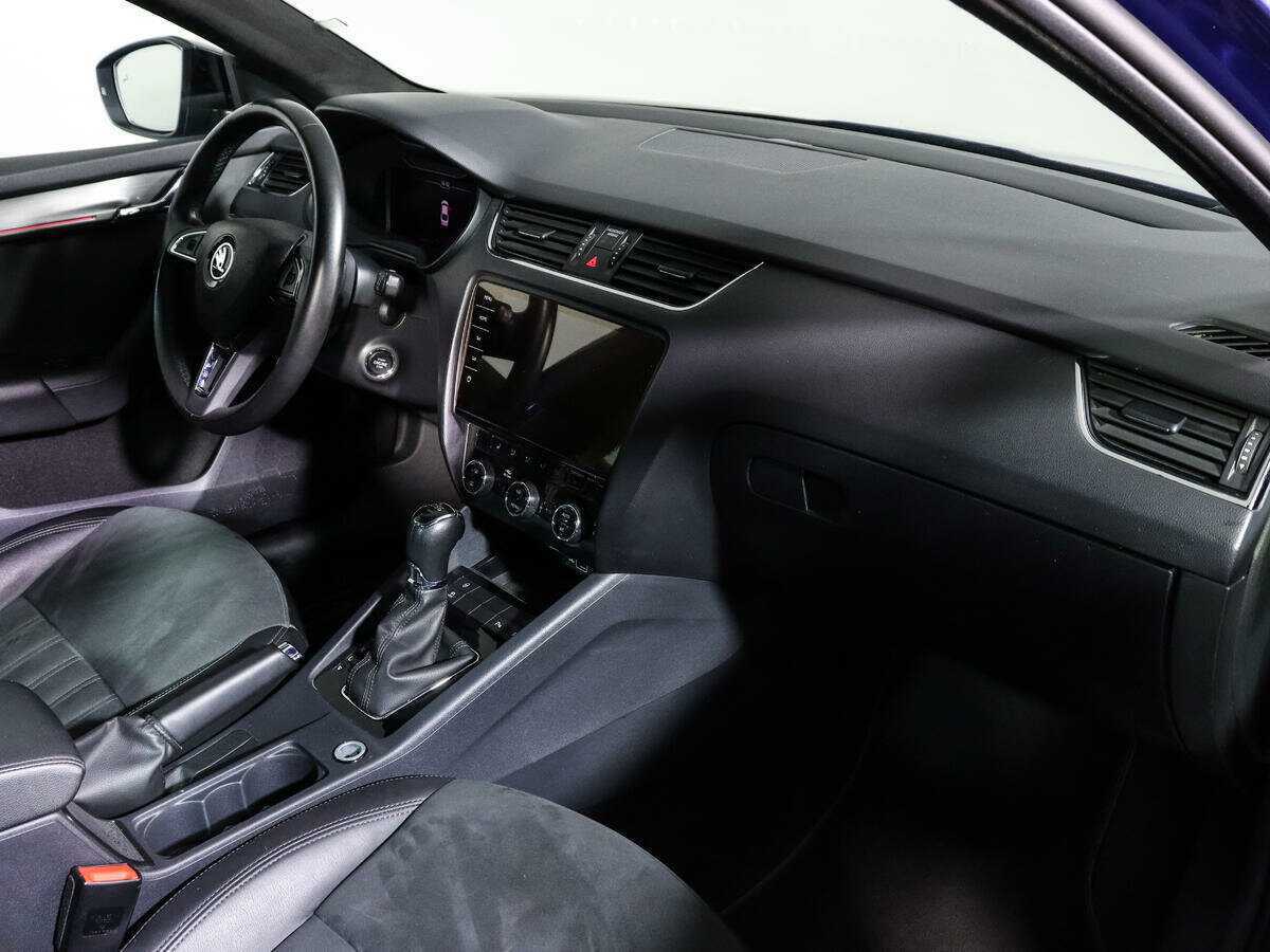 Купить Skoda Octavia, 2020, 60 296 км, фото №9