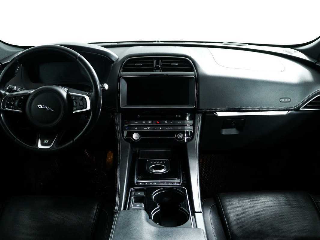 Купить Jaguar F-Pace, 2016, 160 039 км, фото №11