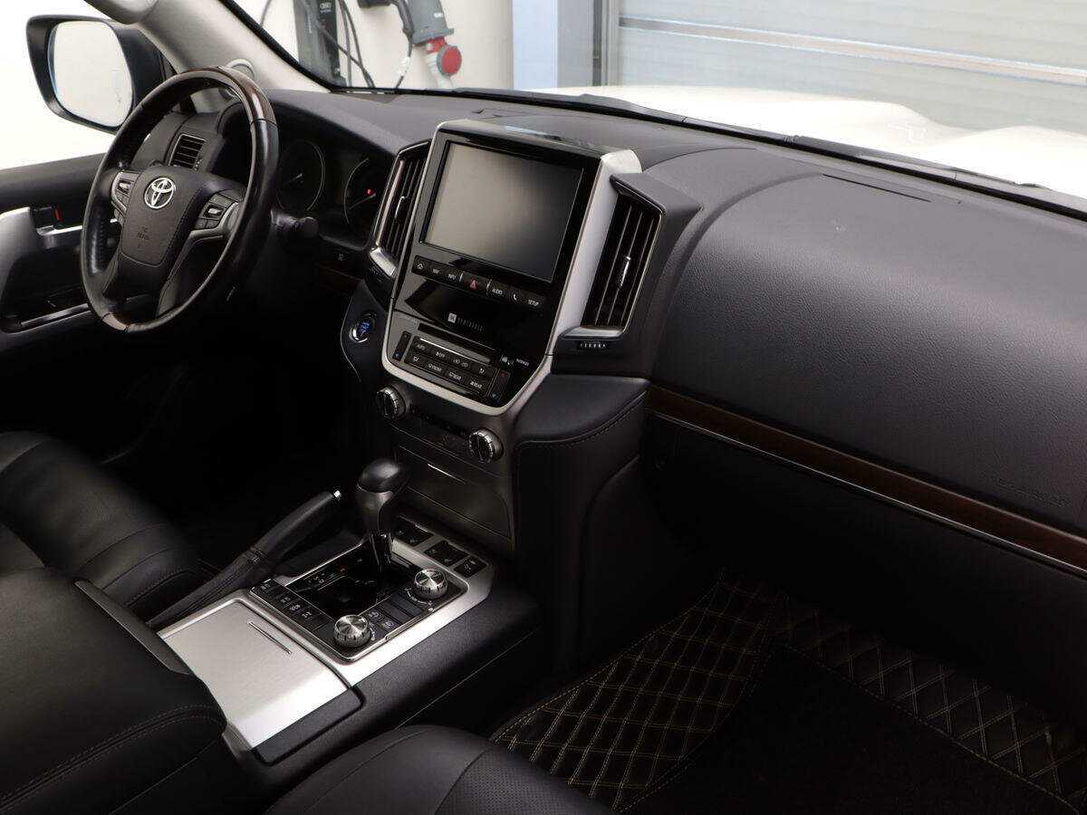 Купить Toyota Land Cruiser, 2019, 184 500 км, фото №7