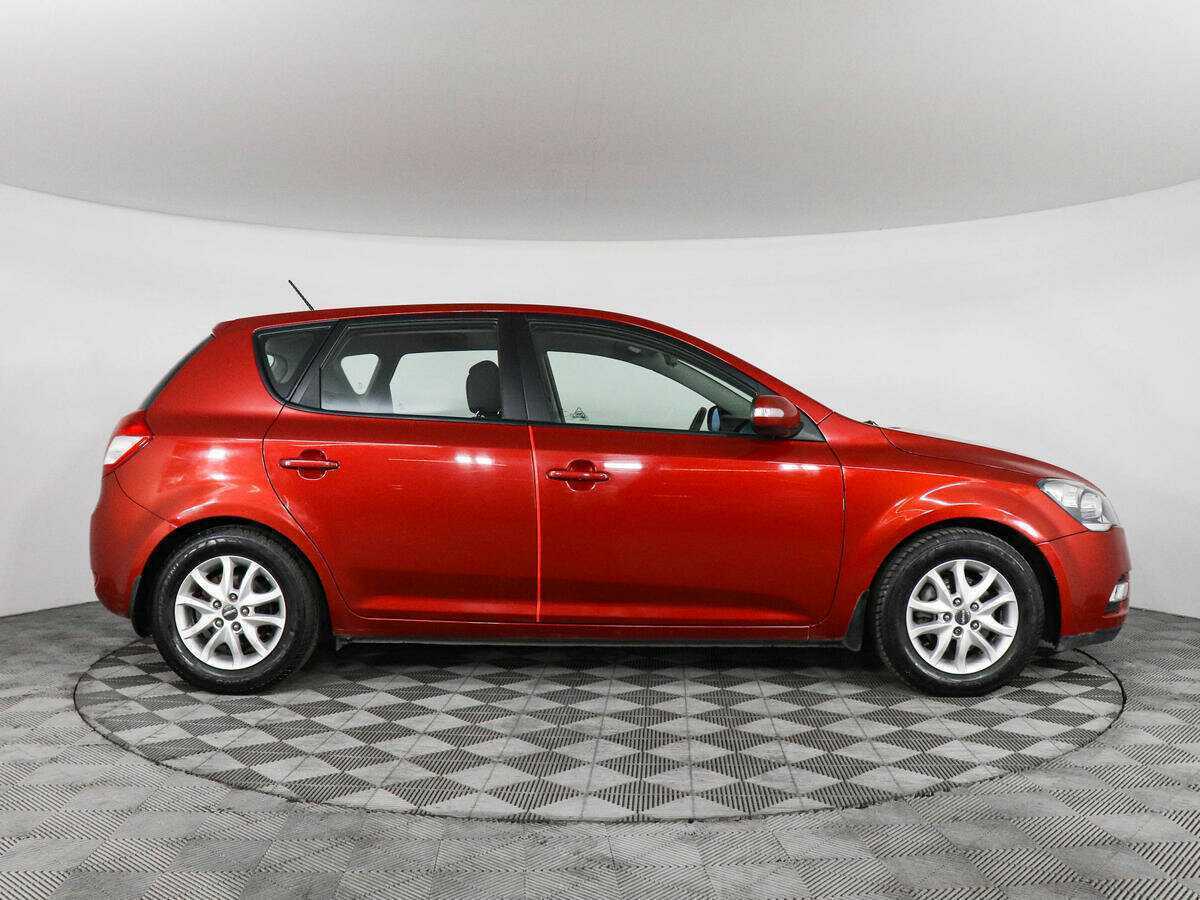 Купить Kia Ceed, 2010, 70 140 км, фото №4