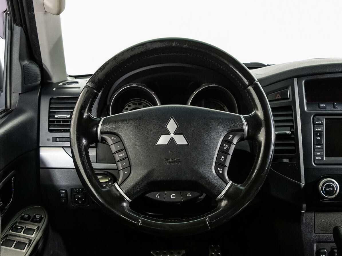 Купить Mitsubishi Pajero, 2011, 179 760 км, фото №12