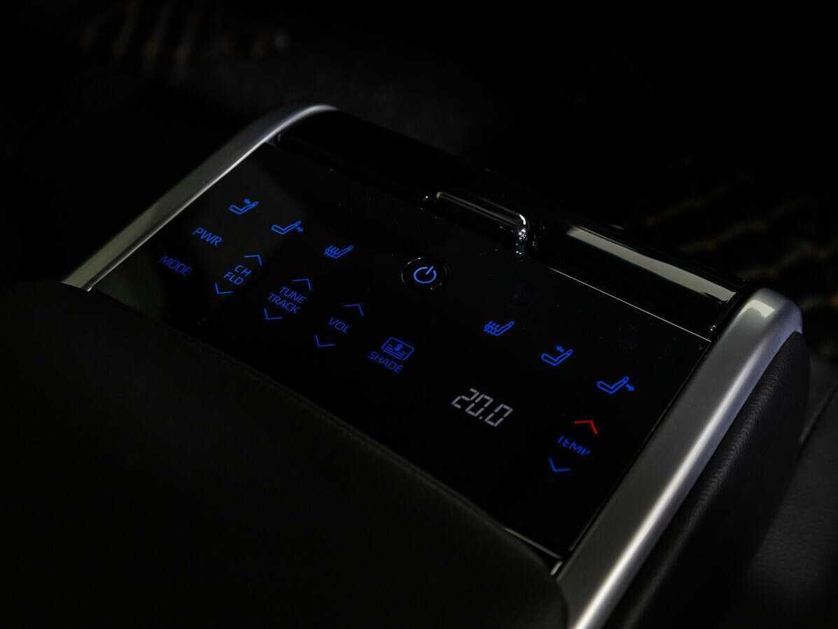 Купить Toyota Camry, 2018, 53 885 км, фото №16