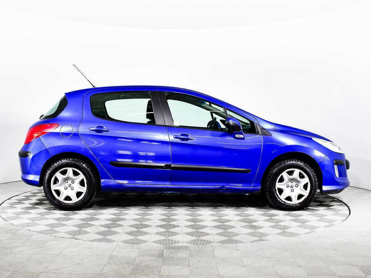 Купить Peugeot 308, 2010, 135 122 км, фото №4