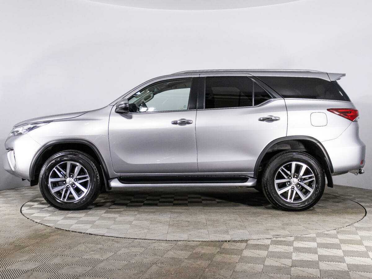 Купить Toyota Fortuner, 2019, 71 493 км, фото №8