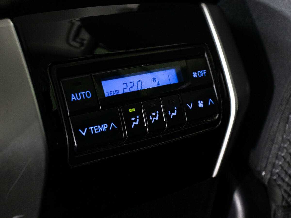 Купить Toyota Land Cruiser Prado, 2018, 92 172 км, фото №18