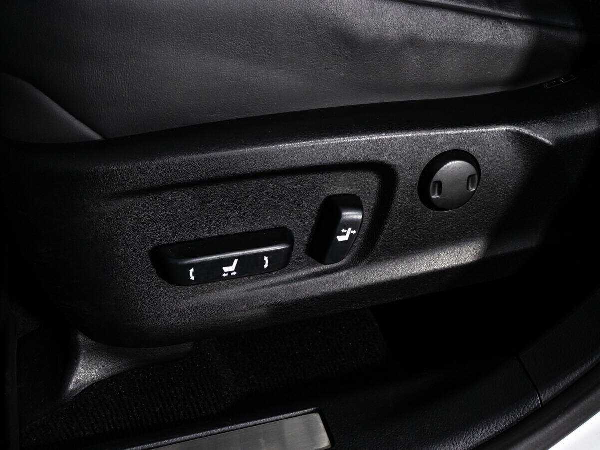 Купить Lexus RX 200t, 2017, 107 108 км, фото №19