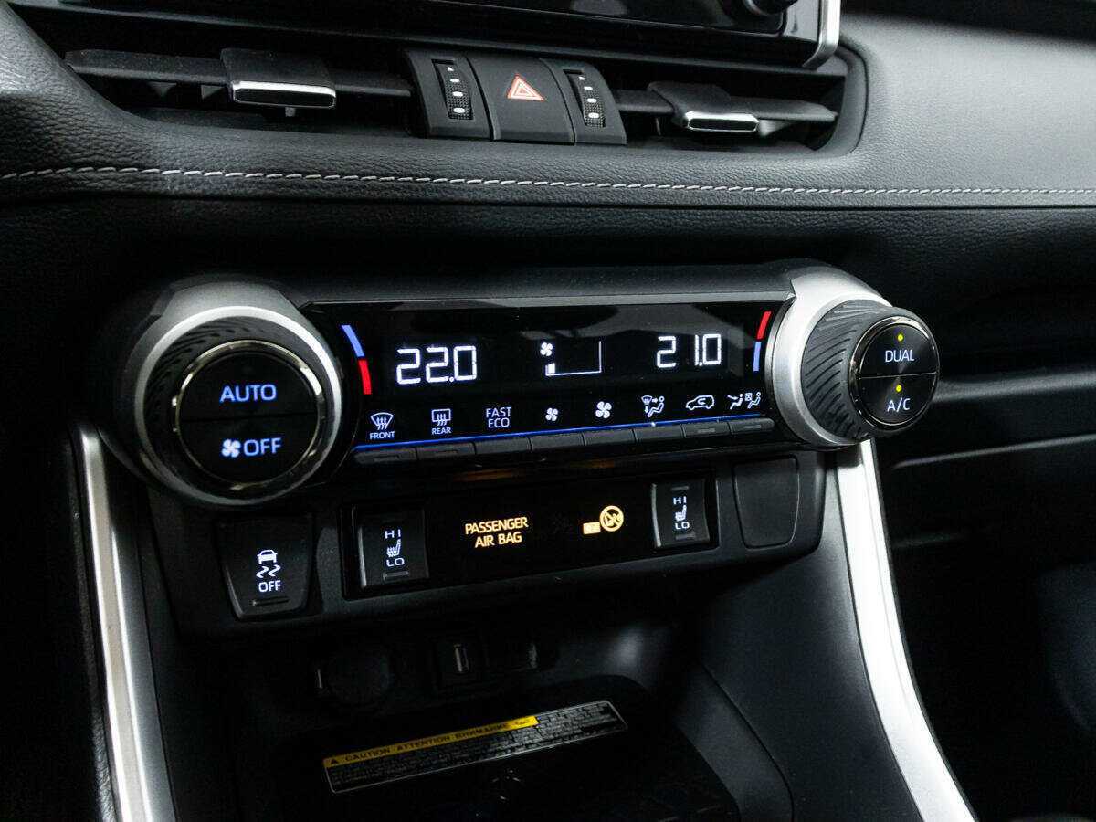 Купить Toyota RAV4, 2022, 34 109 км, фото №18