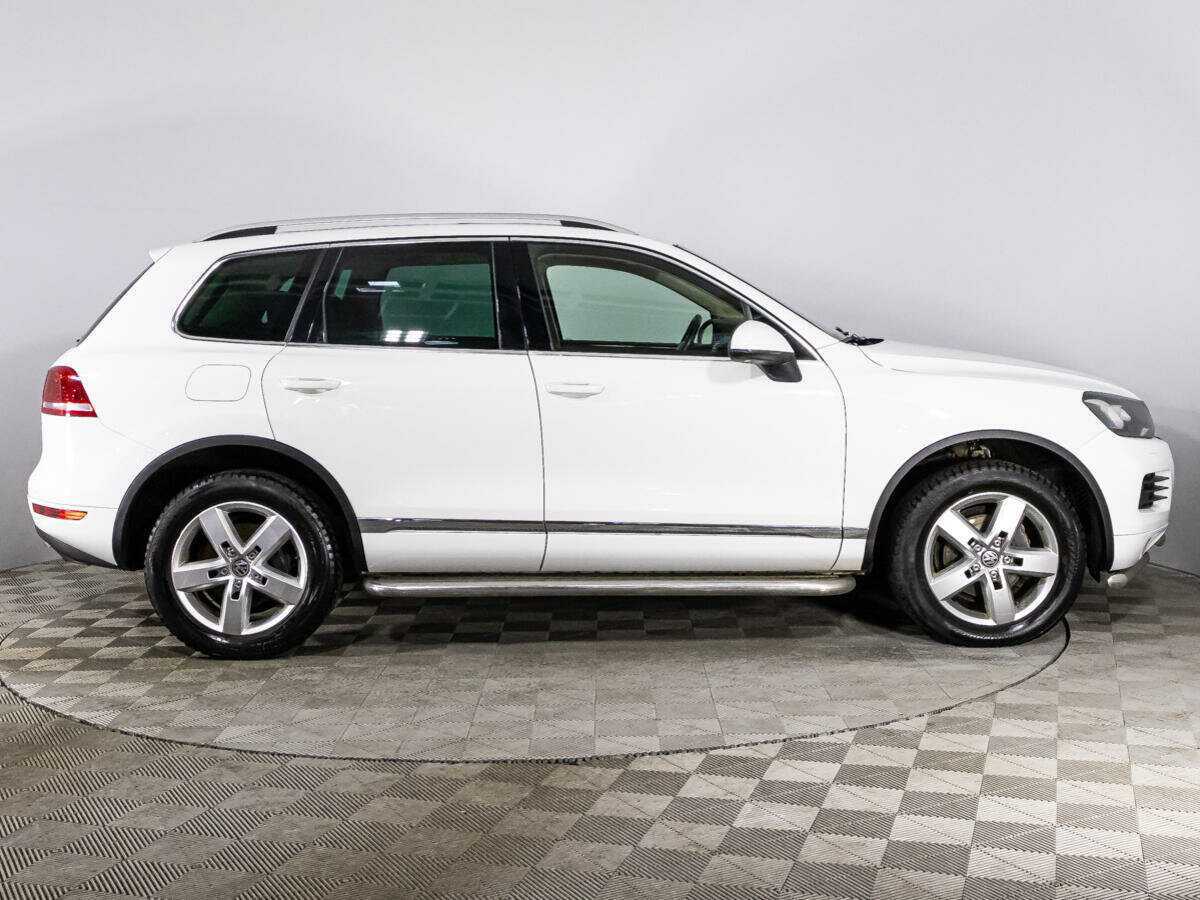Купить Volkswagen Touareg, 2013, 221 751 км, фото №4