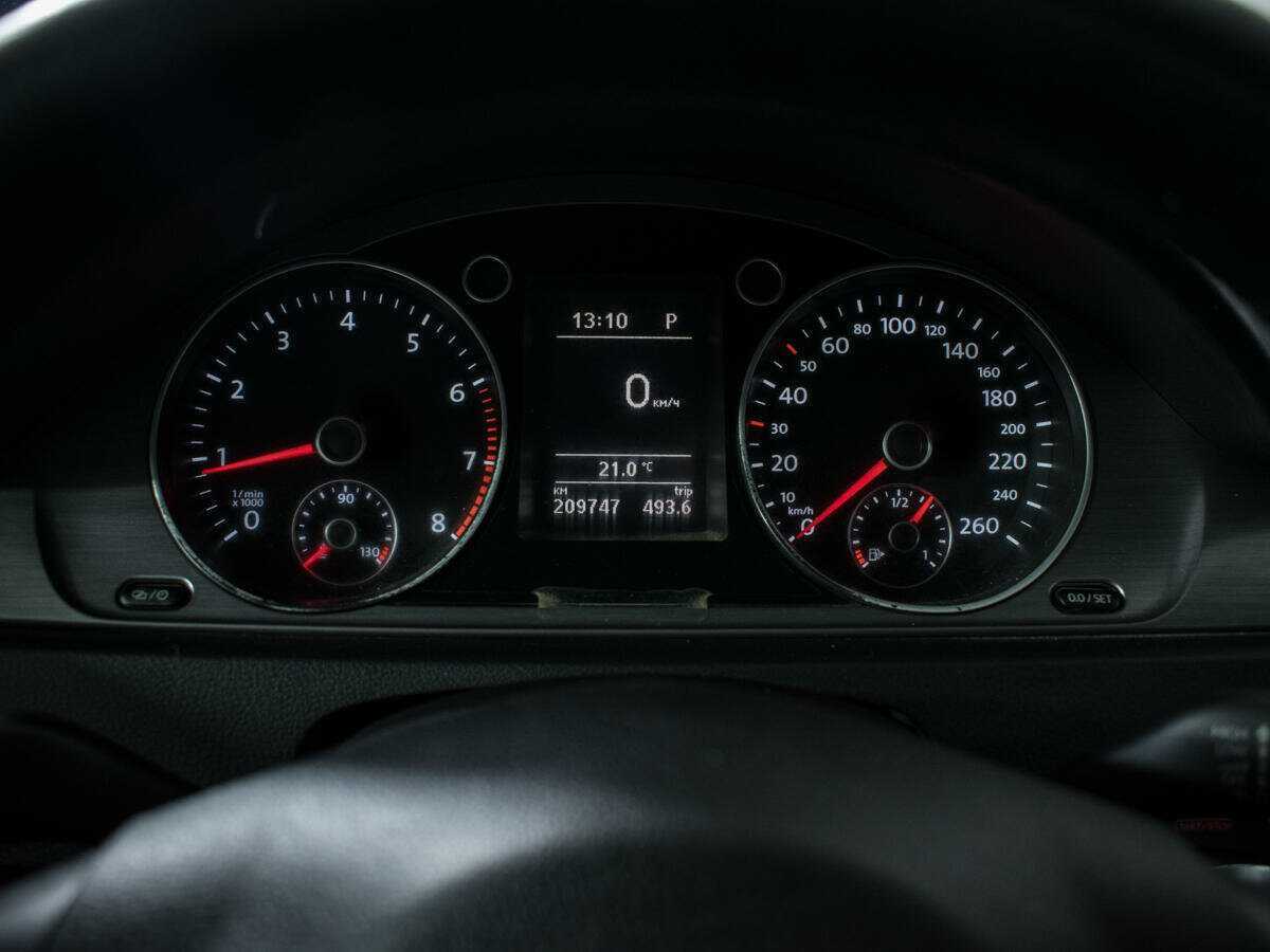 Купить Volkswagen Passat, 2012, 209 747 км, фото №11