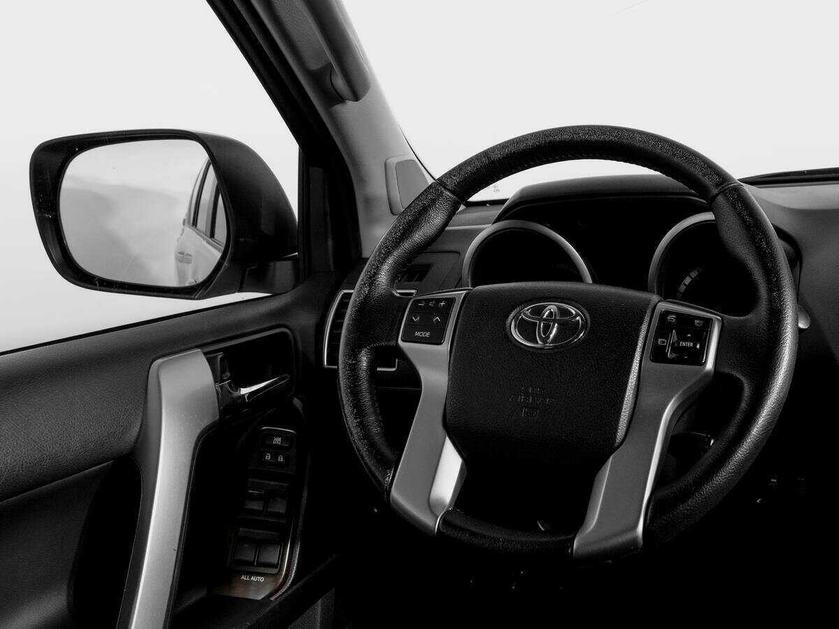 Купить Toyota Land Cruiser Prado, 2017, 217 610 км, фото №15