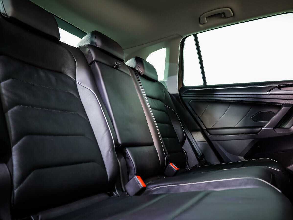 Купить Volkswagen Tiguan, 2018, 58 273 км, фото №12