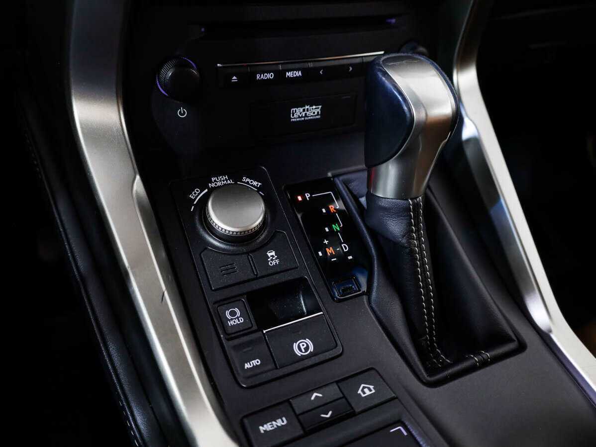 Купить Lexus NX 200t, 2017, 83 656 км, фото №17