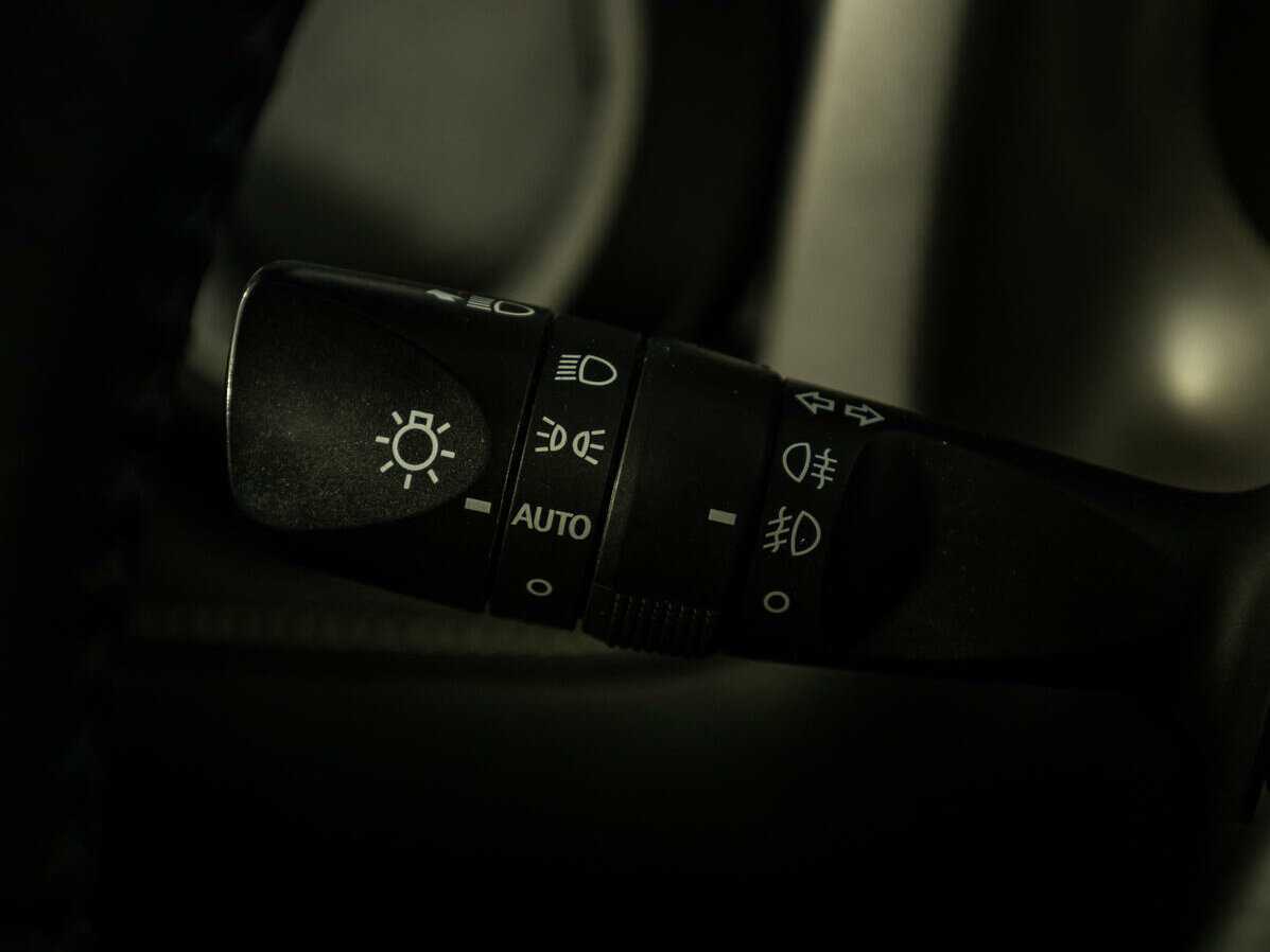 Купить Toyota RAV4, 2015, 68 190 км, фото №18