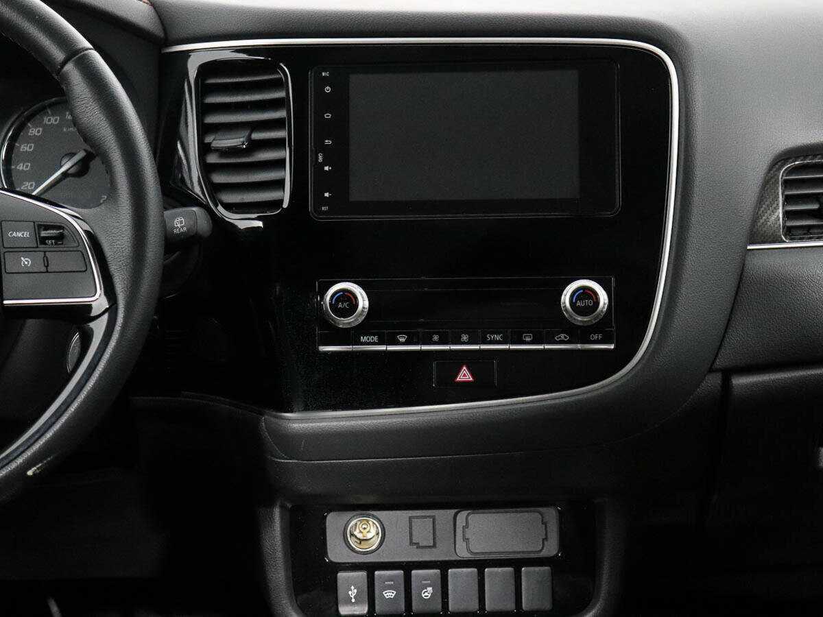 Купить Mitsubishi Outlander, 2021, 12 410 км, фото №17