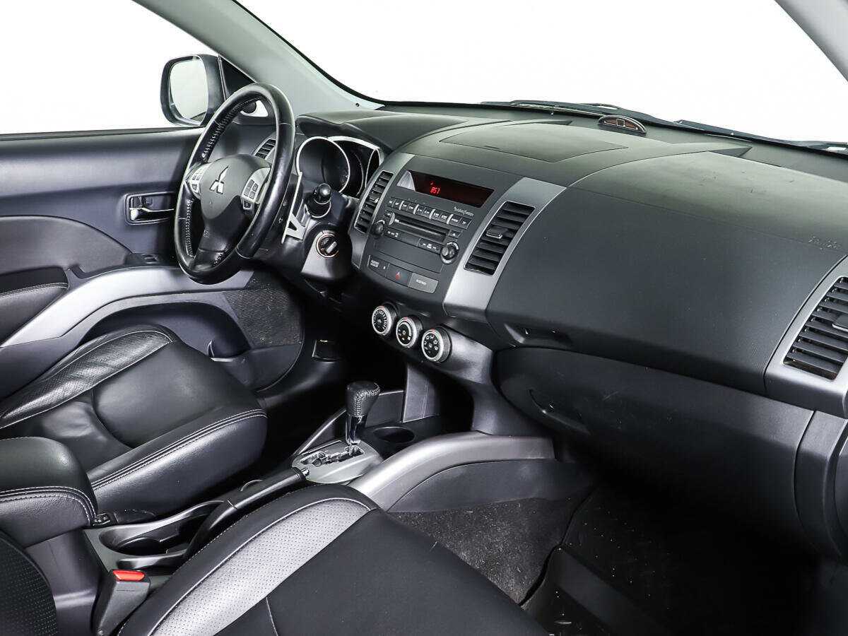 Купить Mitsubishi Outlander, 2008, 172 111 км, фото №9