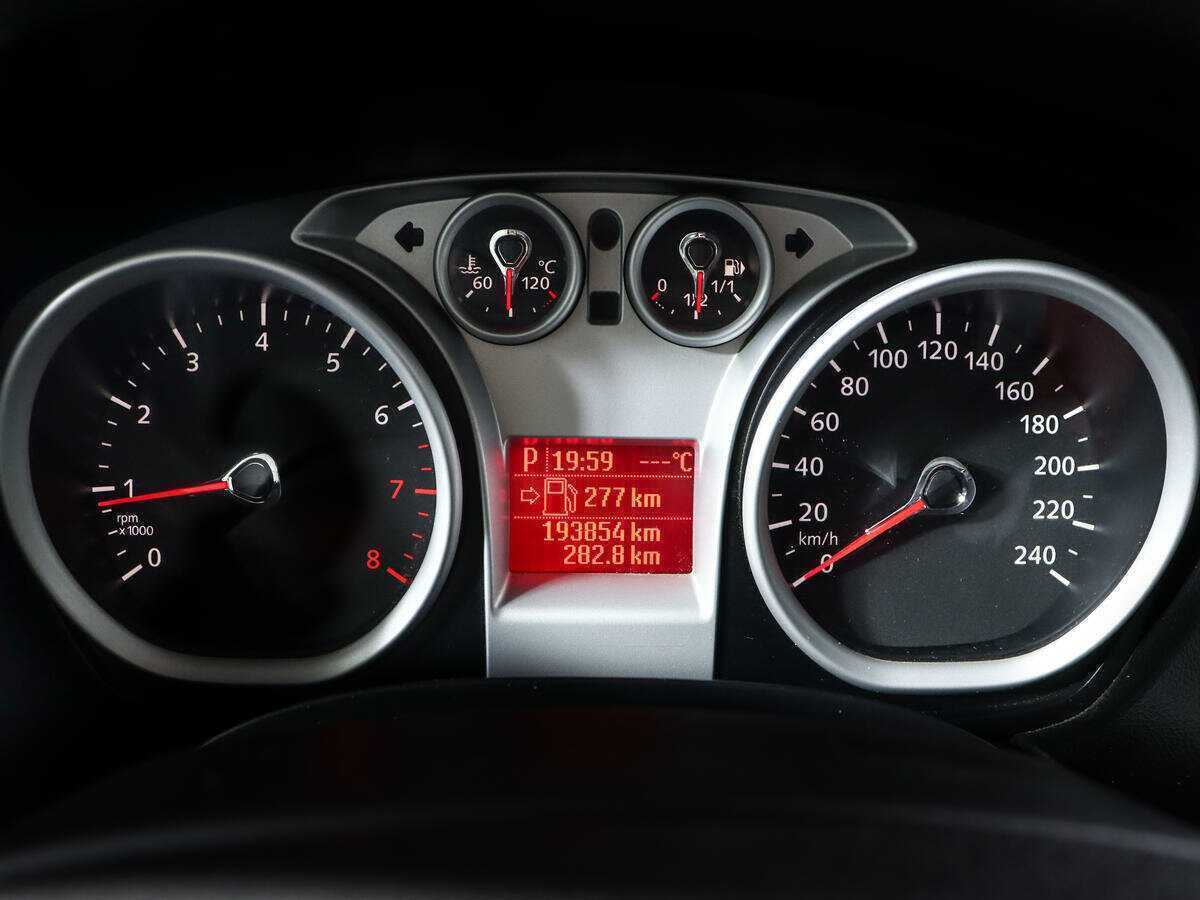 Купить Ford Focus, 2010, 193 000 км, фото №9