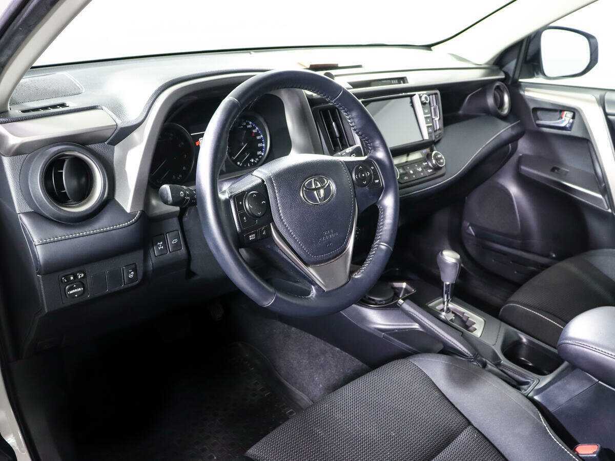 Купить Toyota RAV4, 2018, 63 906 км, фото №12