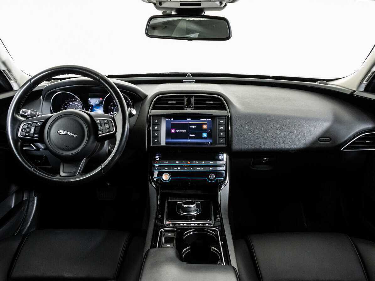 Купить Jaguar XE, 2017, 89 027 км, фото №10