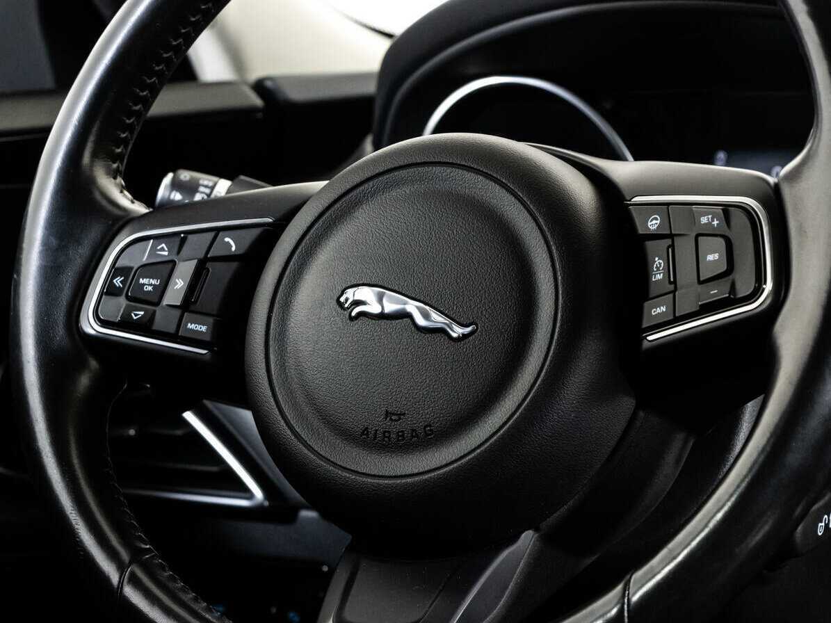 Купить Jaguar XE, 2017, 89 027 км, фото №12