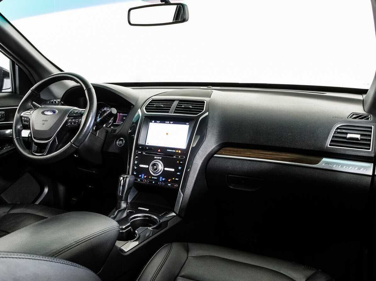 Купить Ford Explorer, 2016, 130 019 км, фото №7