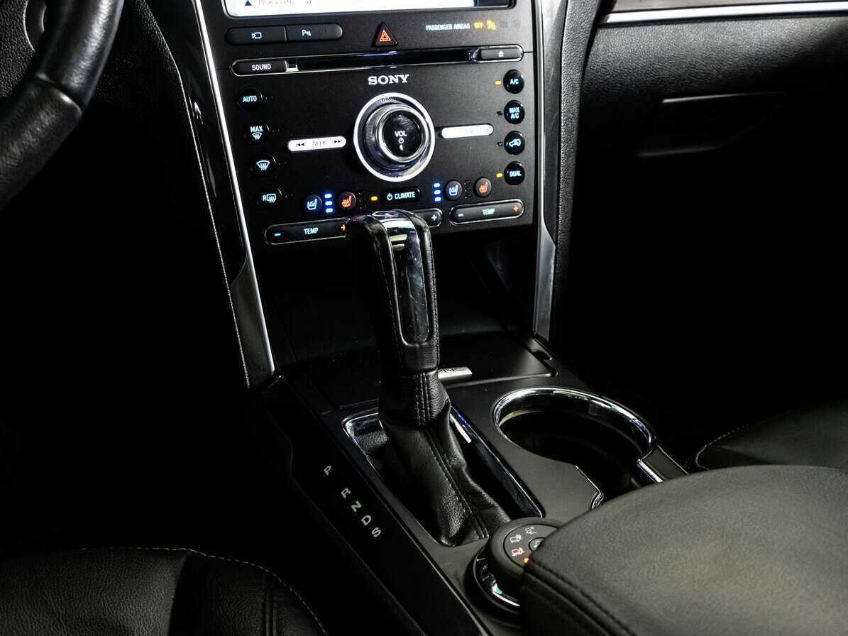 Купить Ford Explorer, 2016, 130 019 км, фото №12