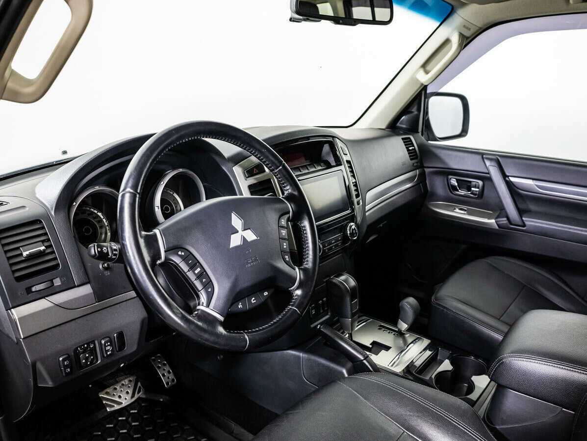 Купить Mitsubishi Pajero, 2017, 108 000 км, фото №11