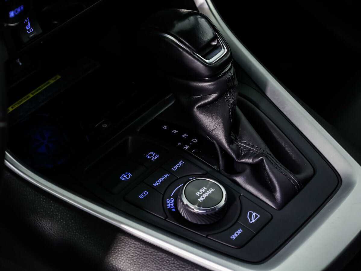 Купить Toyota RAV4, 2021, 56 240 км, фото №16