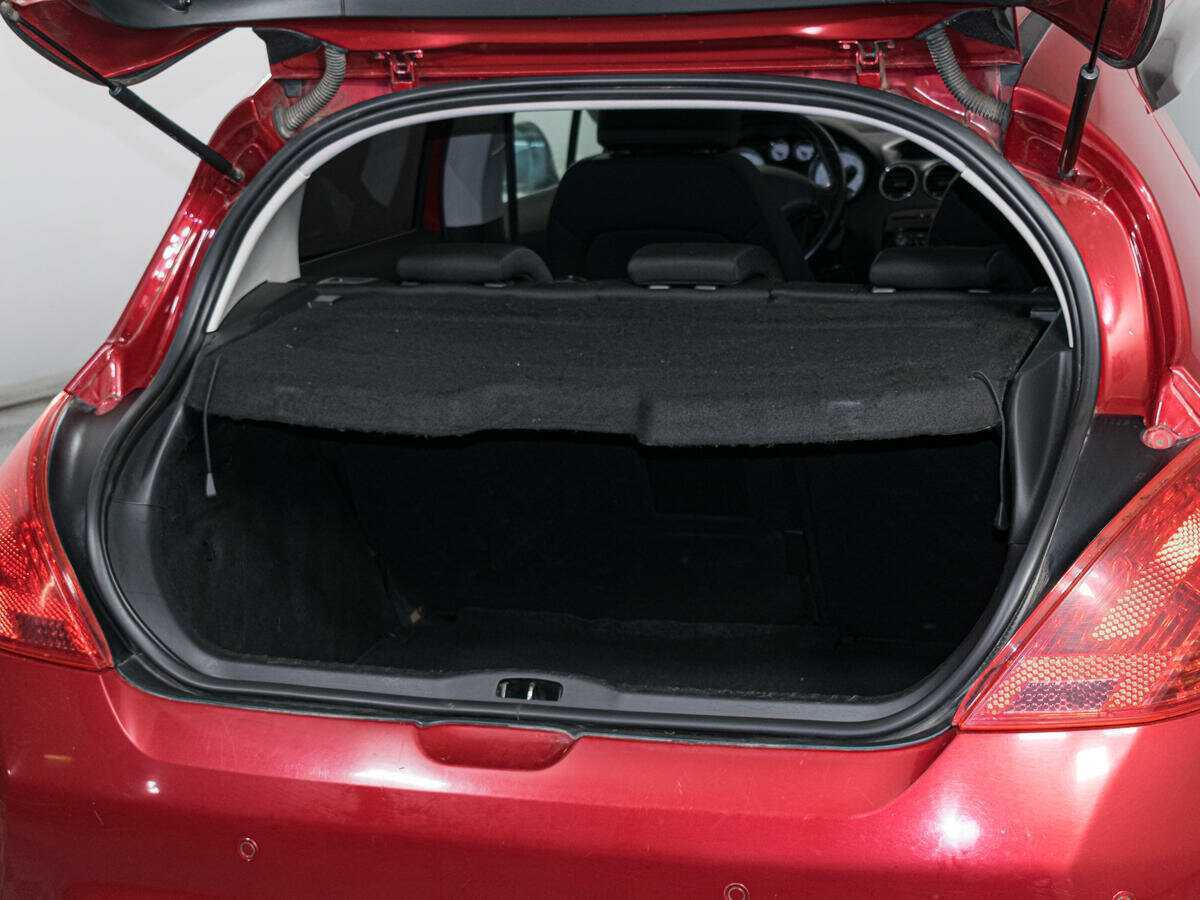 Купить Peugeot 308, 2011, 122 760 км, фото №9