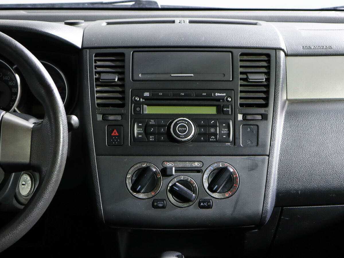 Купить Nissan Tiida, 2010, 140 000 км, фото №11