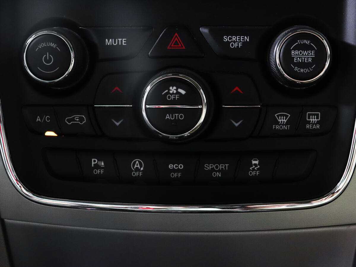 Купить Jeep Grand Cherokee, 2019, 49 353 км, фото №17