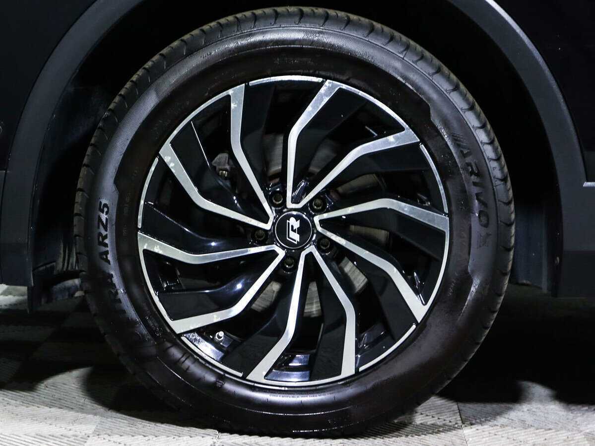 Купить Volkswagen Tiguan, 2017, 165 211 км, фото №20