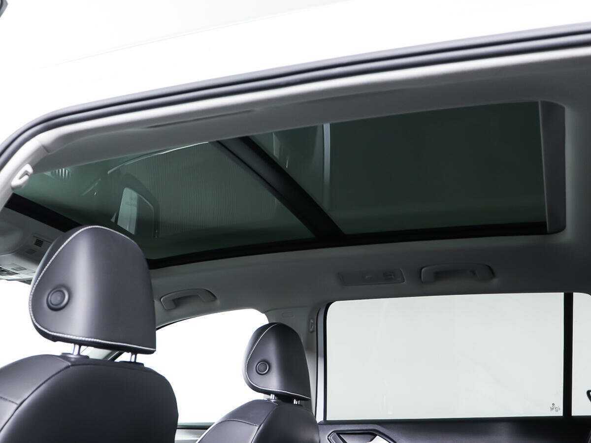 Купить Volkswagen Tiguan, 2022, 13 870 км, фото №15