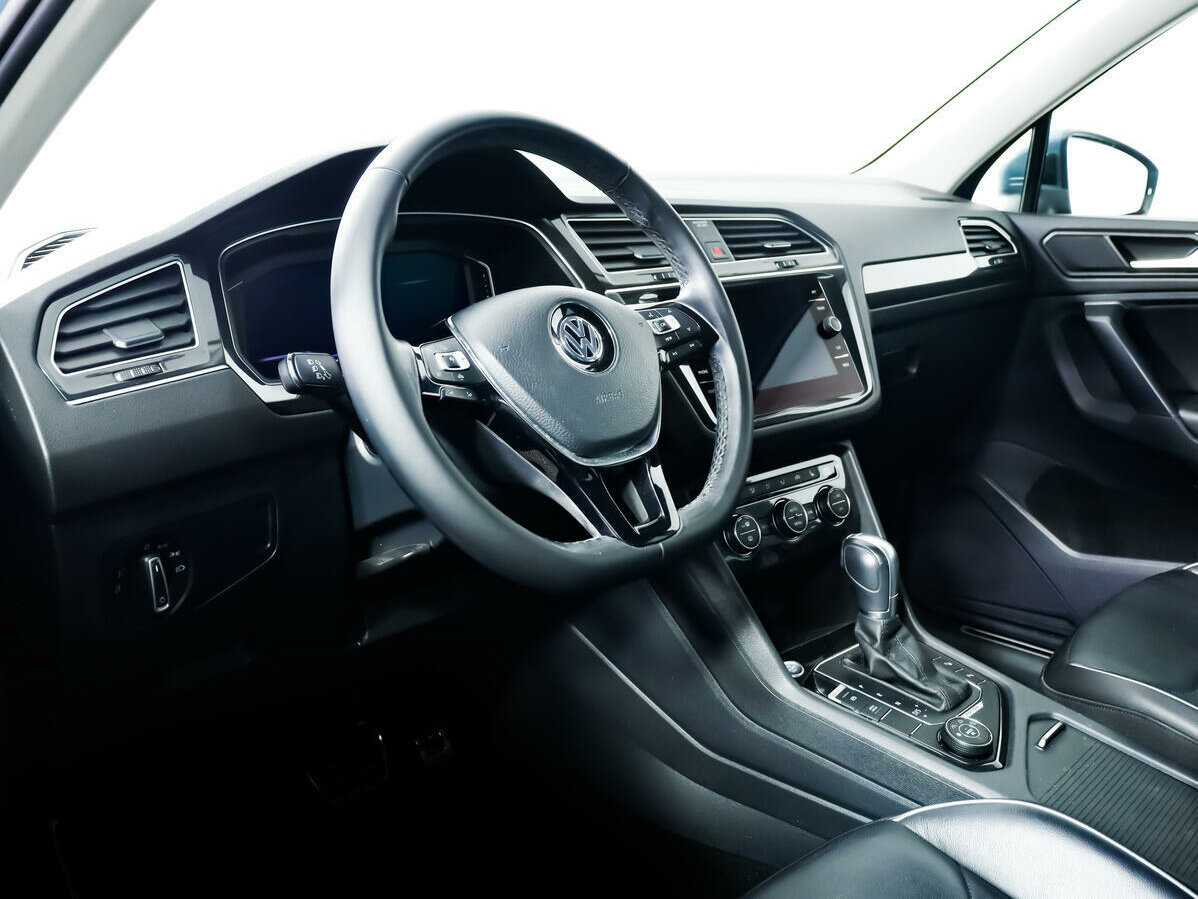 Купить Volkswagen Tiguan, 2019, 127 564 км, фото №12
