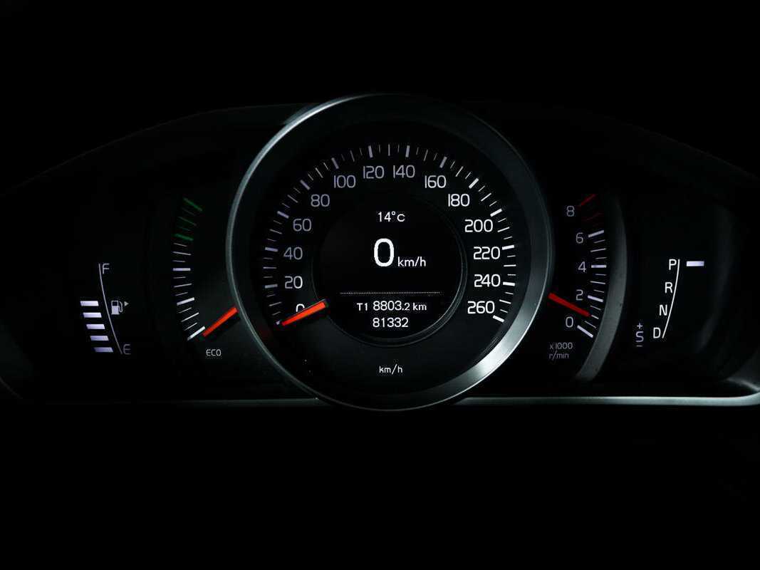 Купить Volvo V40 Cross Country, 2017, 81 301 км, фото №10