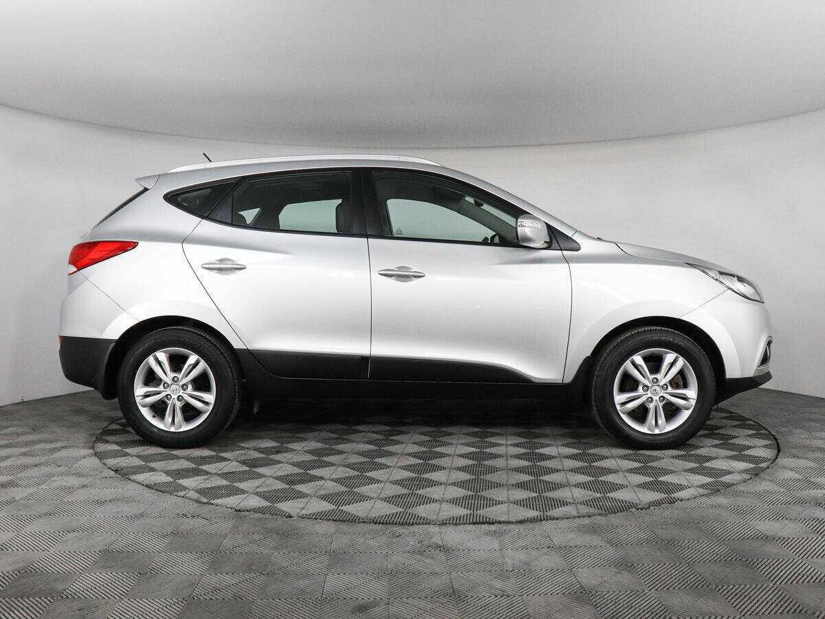 Купить Hyundai ix35, 2012, 102 321 км, фото №4