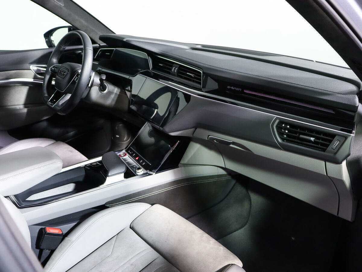 Купить Audi e-tron Sportback 55, 2020, 19 849 км, фото №7