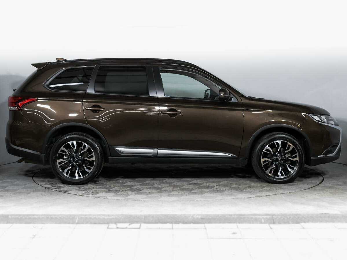 Купить Mitsubishi Outlander, 2021, 41 980 км, фото №4