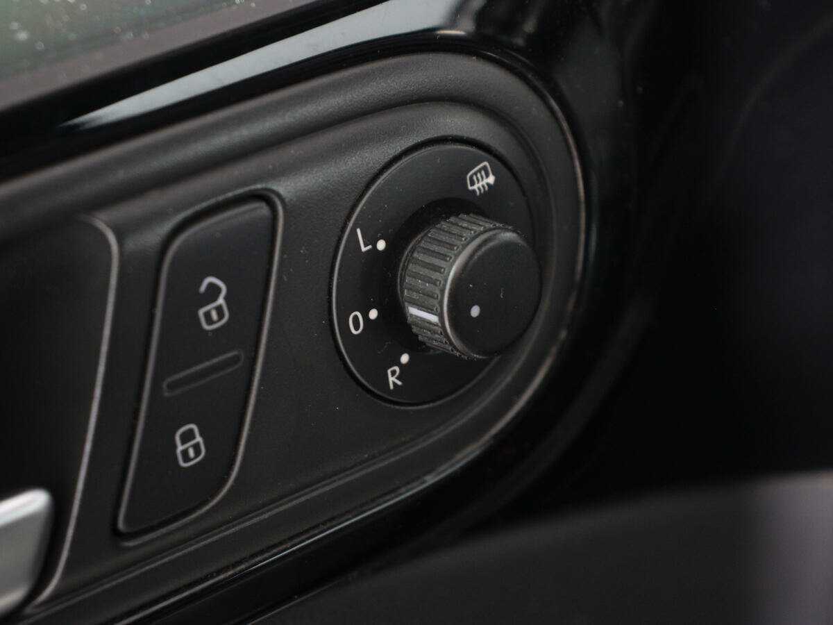 Купить Volkswagen Beetle, 2014, 126 000 км, фото №14