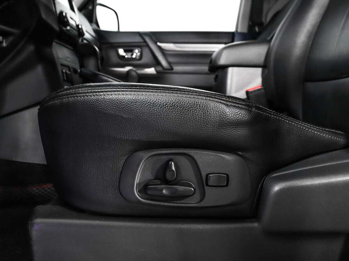 Купить Mitsubishi Pajero, 2015, 39 804 км, фото №10