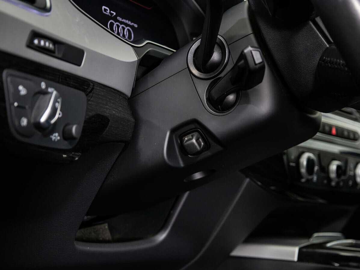 Купить Audi Q7, 2018, 151 000 км, фото №19