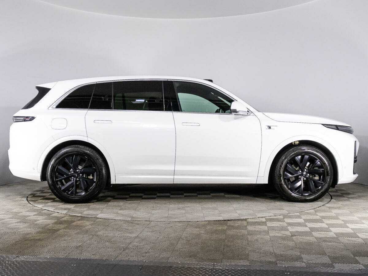 Купить LiXiang L7, 2023, 45 991 км, фото №4