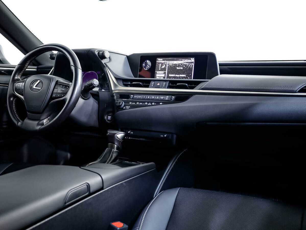 Купить Lexus ES 250, 2018, 102 125 км, фото №8