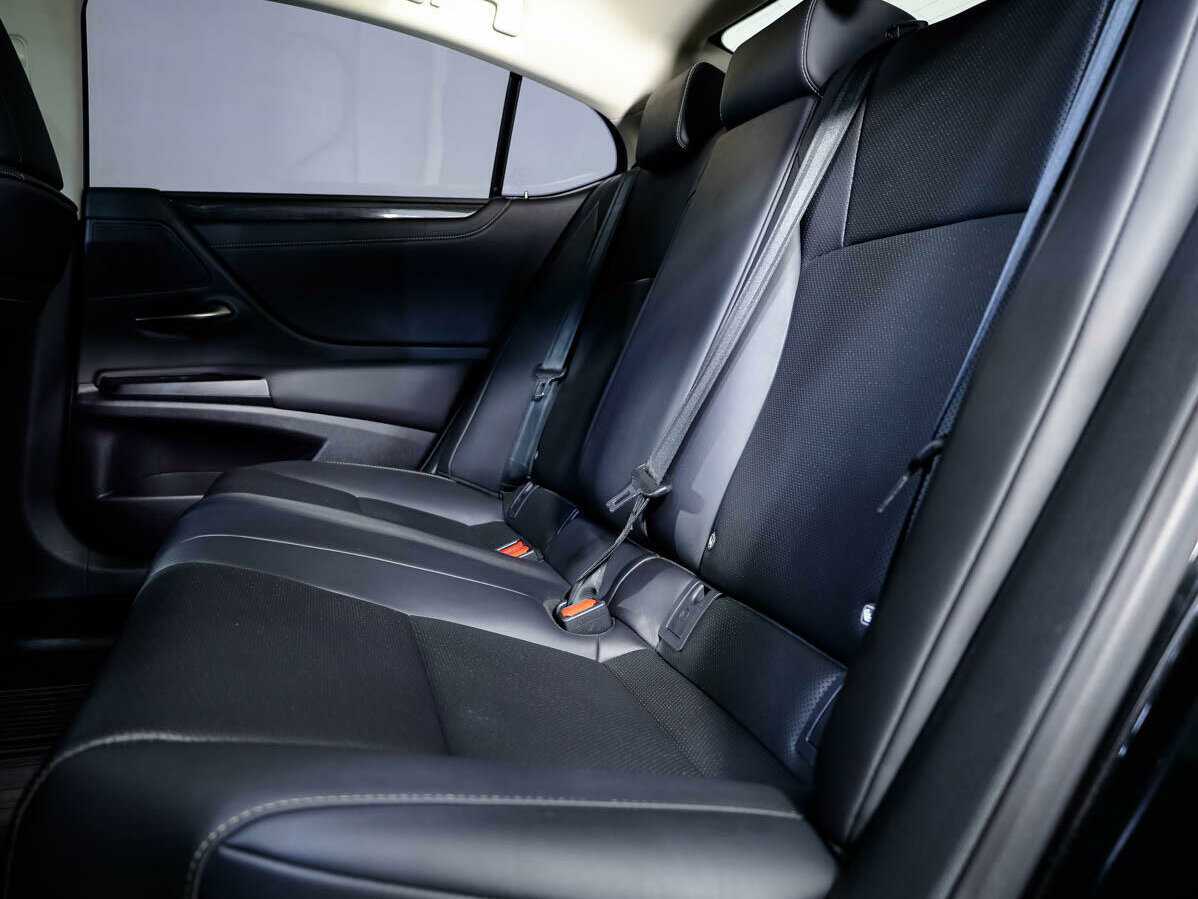 Купить Lexus ES 250, 2018, 102 125 км, фото №12