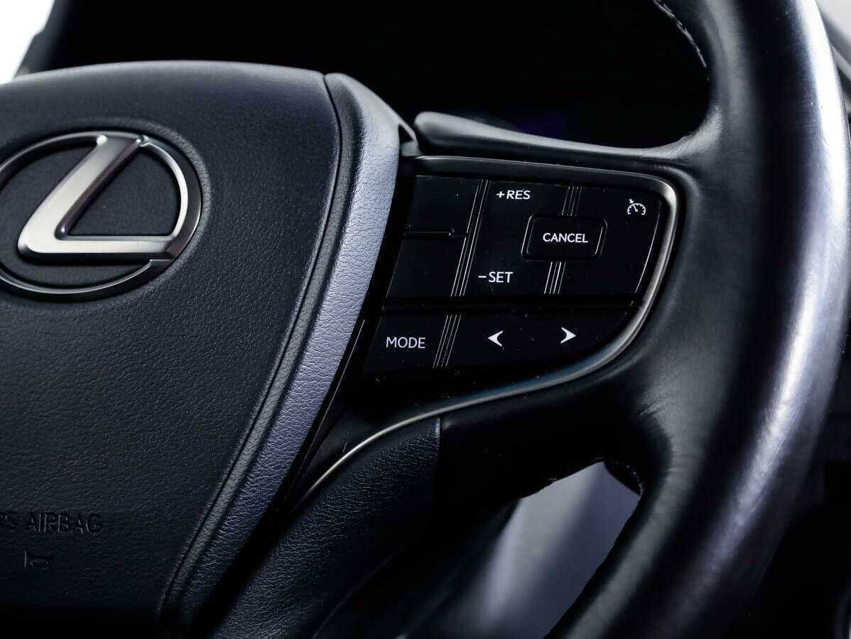 Купить Lexus ES 250, 2018, 102 125 км, фото №22