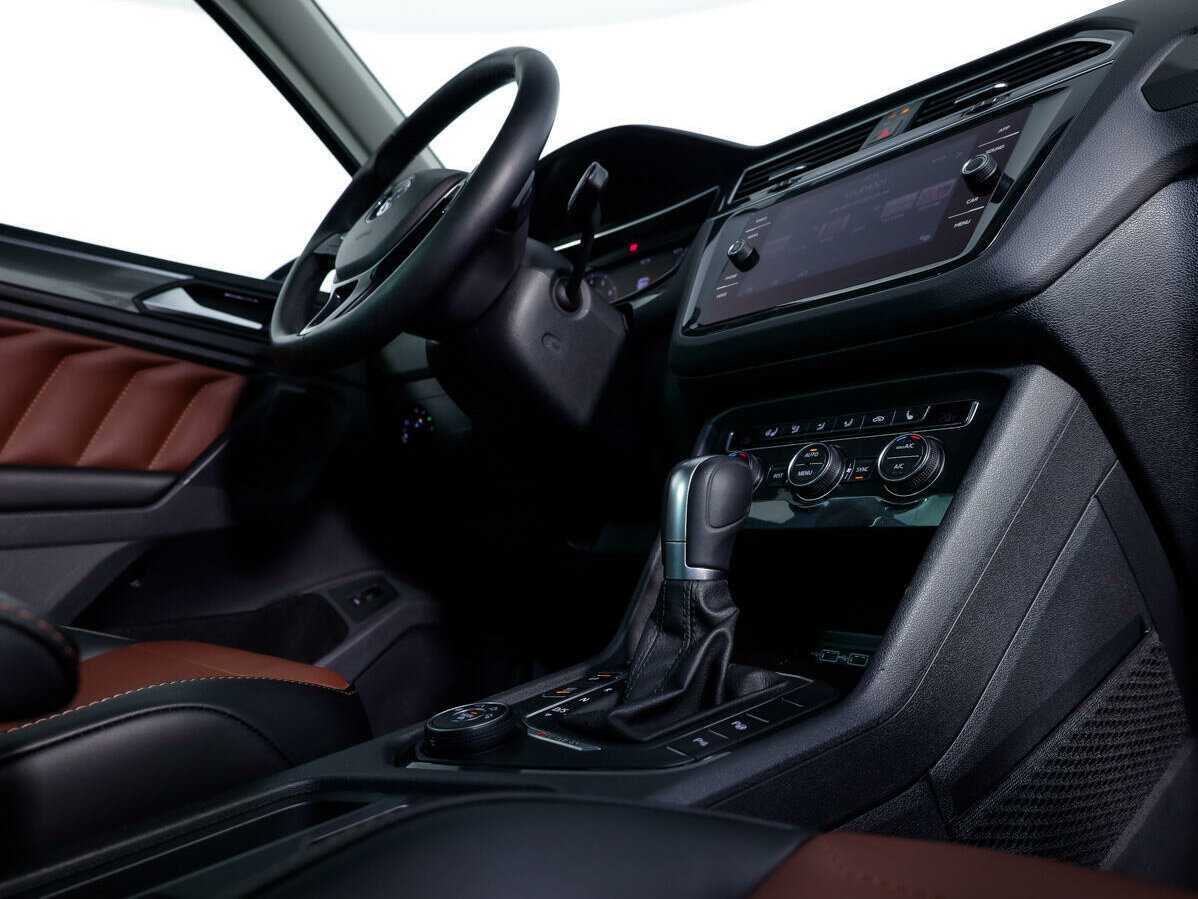 Купить Volkswagen Tiguan, 2018, 89 962 км, фото №15