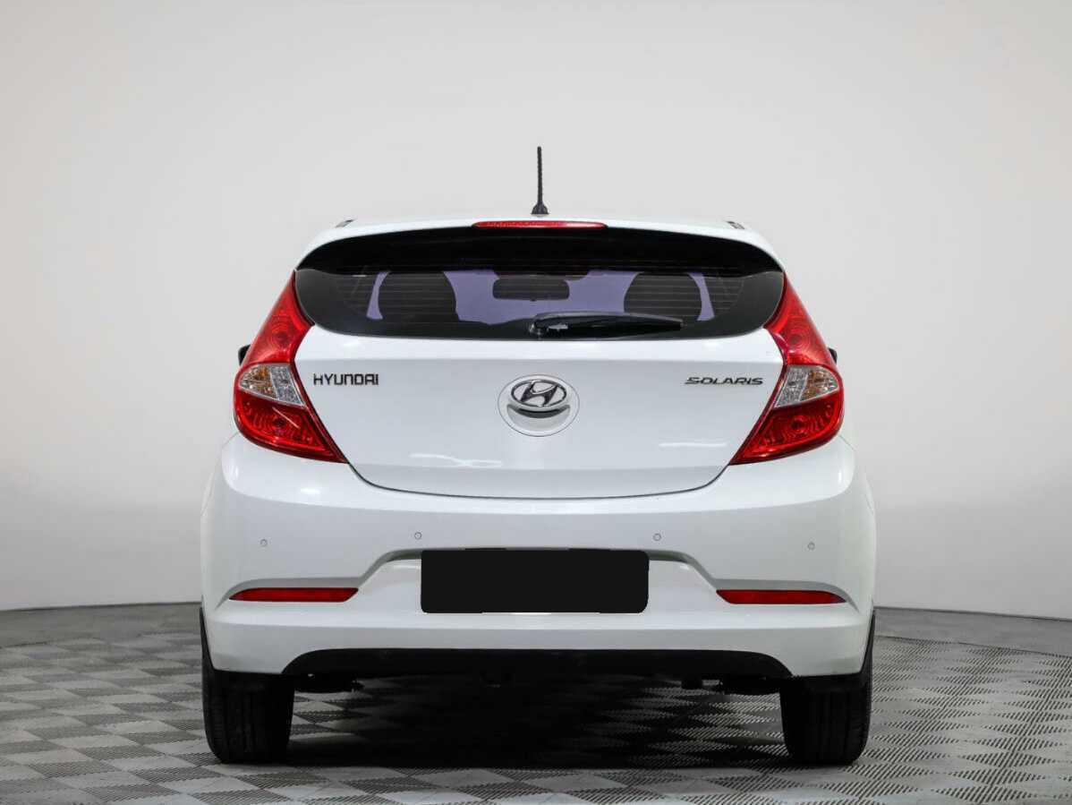 Купить Hyundai Solaris, 2015, 268 928 км, фото №5