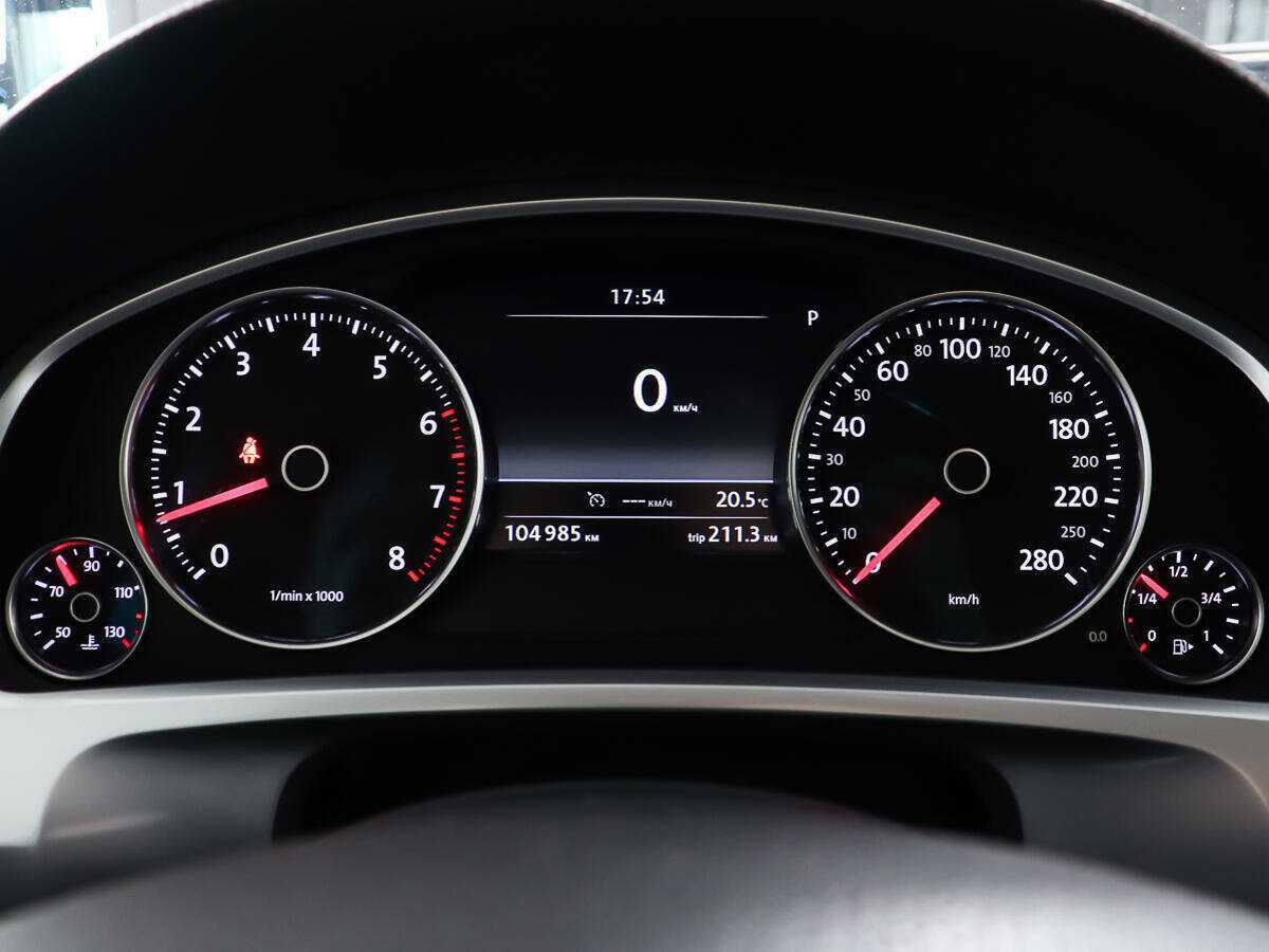 Купить Volkswagen Touareg, 2015, 104 915 км, фото №14