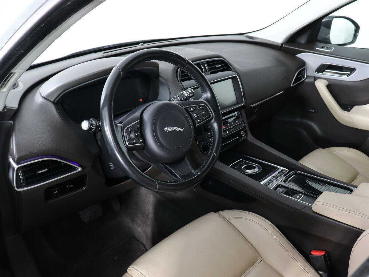 Купить Jaguar F-Pace, 2016, 117 358 км, фото №9